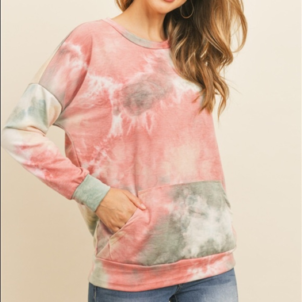 ✨TIE DYE PULLOVER